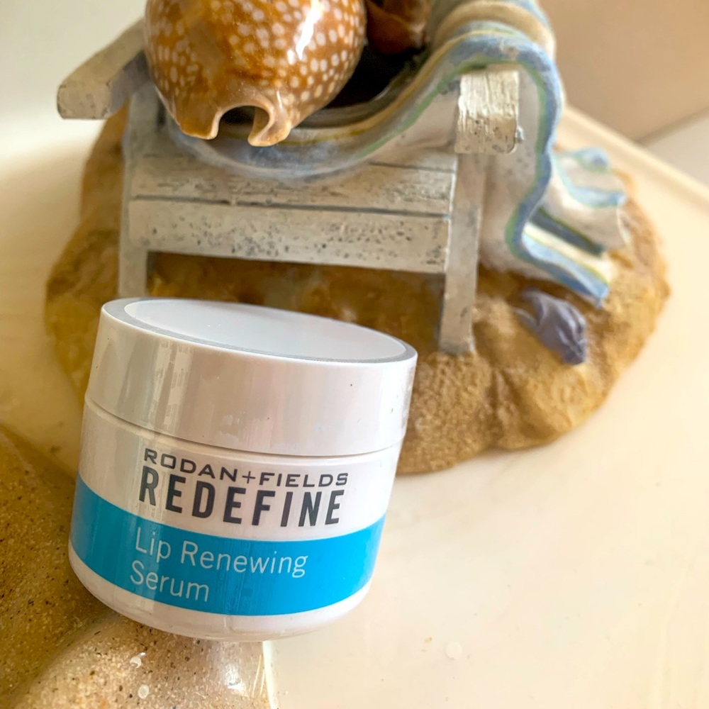 NEW 💙Rodan + Fields💙 SEALED Lip Renewing Serum💙FRESH!